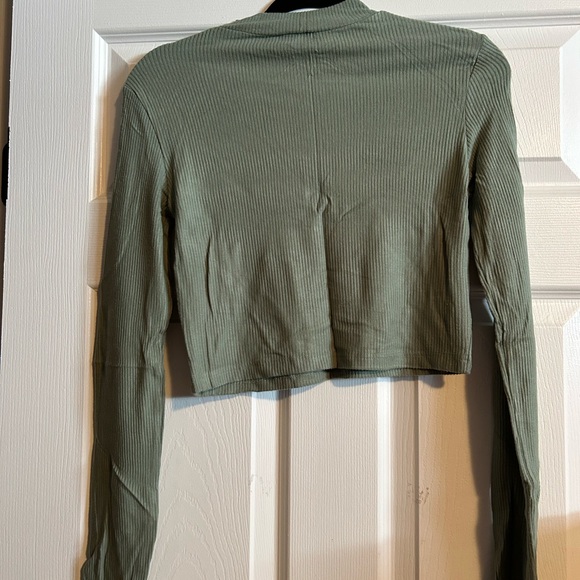 Green Ribbed Long Sleeve Top - Picture 2 of 3